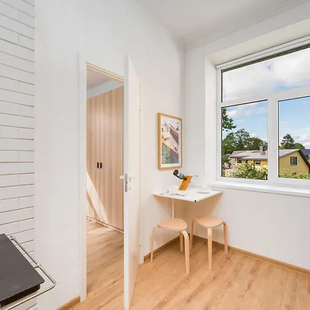 Freshly Renovated 24h Check In Available Free Parking And Parking For Campervan Available Apartment *