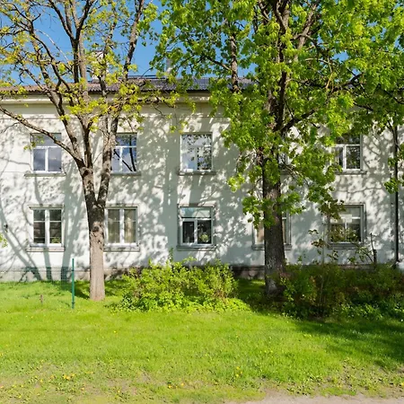 Freshly Renovated 24h Check In Available Free Parking And Parking For Campervan Available * Parnu